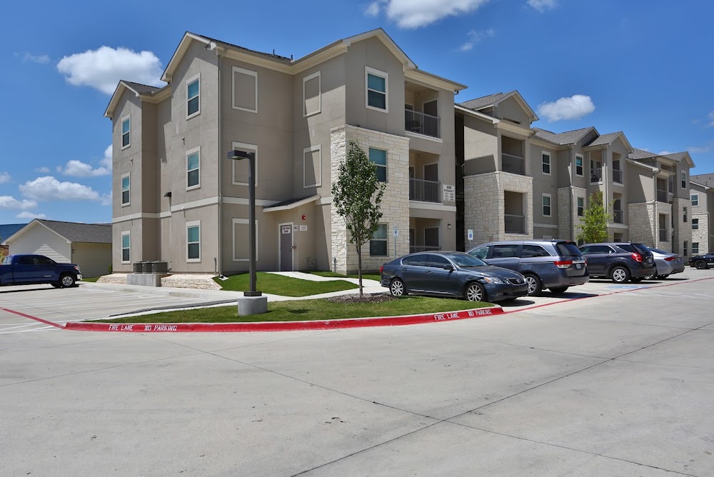 Longhorn Crossing Apartments