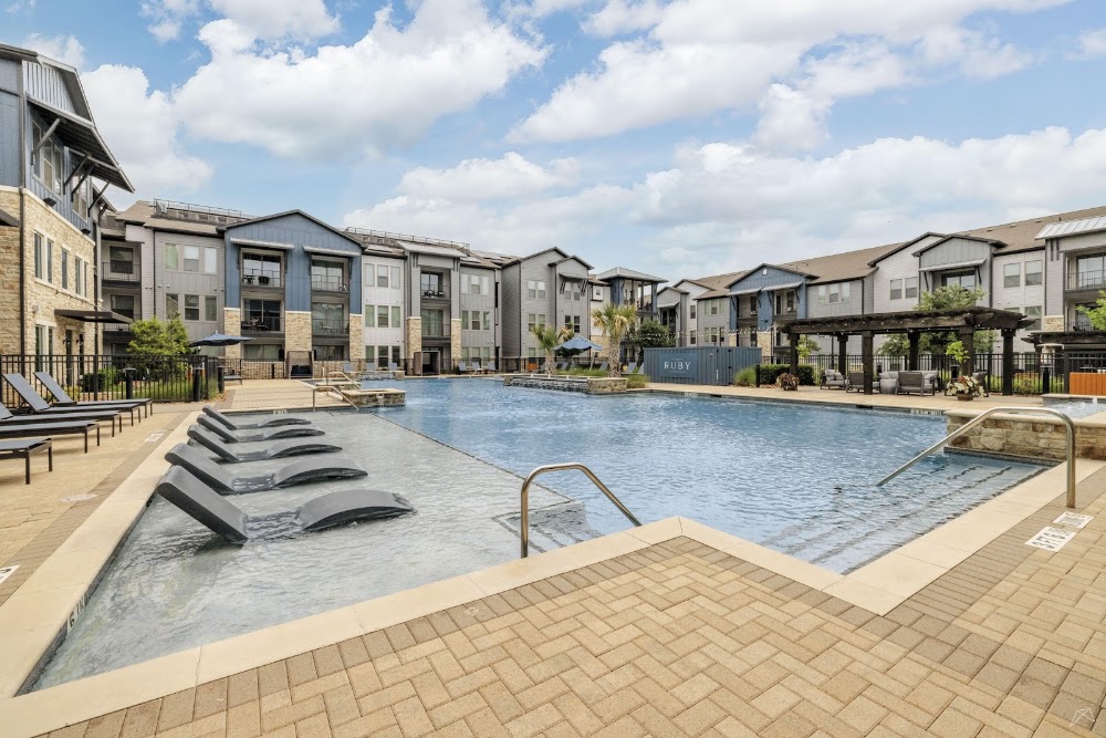 The Ruby at Chadwick Commons Apartments