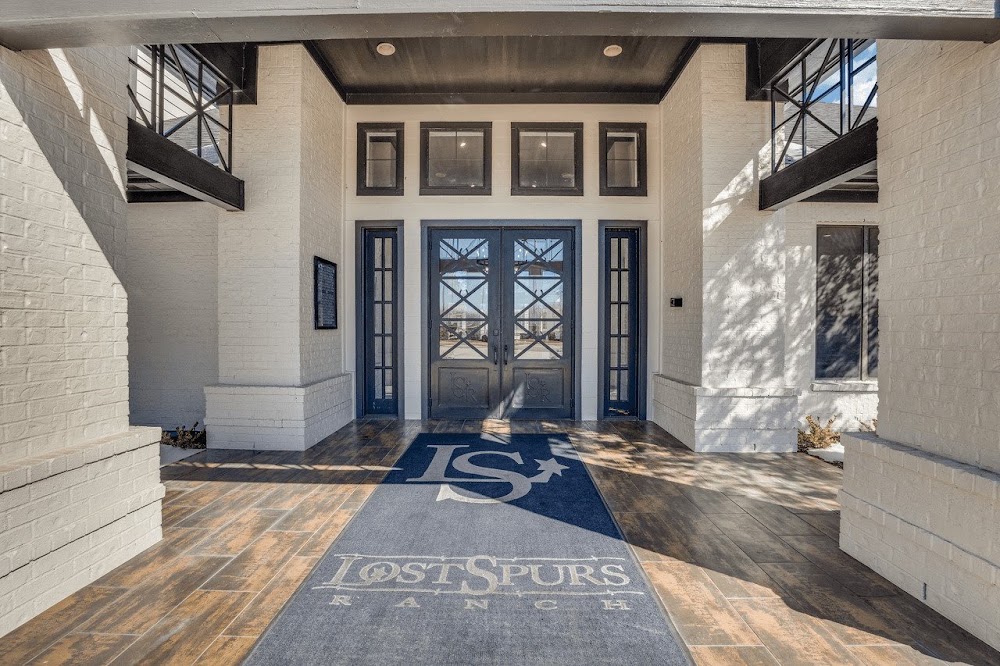 Lost Spurs Ranch Apartments