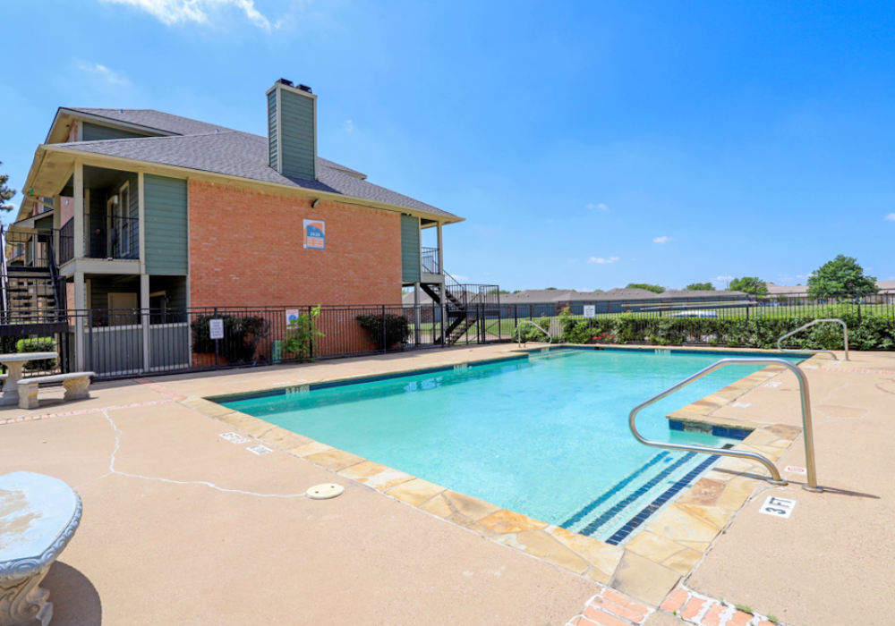 Villa Monterrey apartments